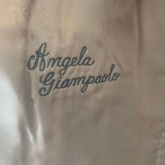 Saga Fox Genuine Norwegian Blue Fox Fur Coat – Luxury Natural Fur—size M - Picture 9 of 16